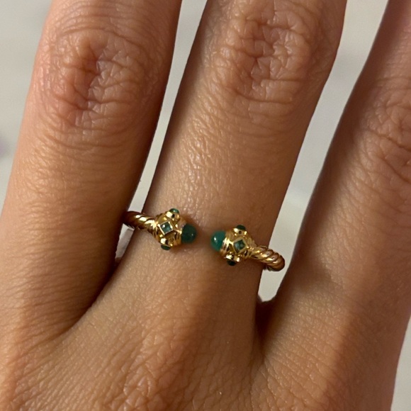 David Yurman Authentic Renaissance Ring 18k Gold with Green Emeralds (NWT) - Picture 2 of 8